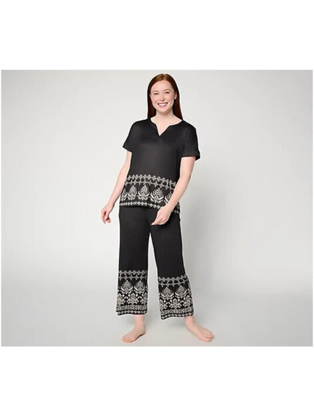 MUK LUKS Cloud Knit Relaxed V-Neck Tee with Cropped Pants Lounge Set Black, 1X